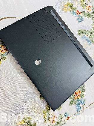 Alienware m15 r7